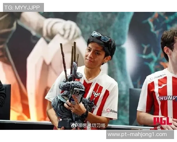 王芳回顾DOTA2职业生涯的辉煌与挑战分享